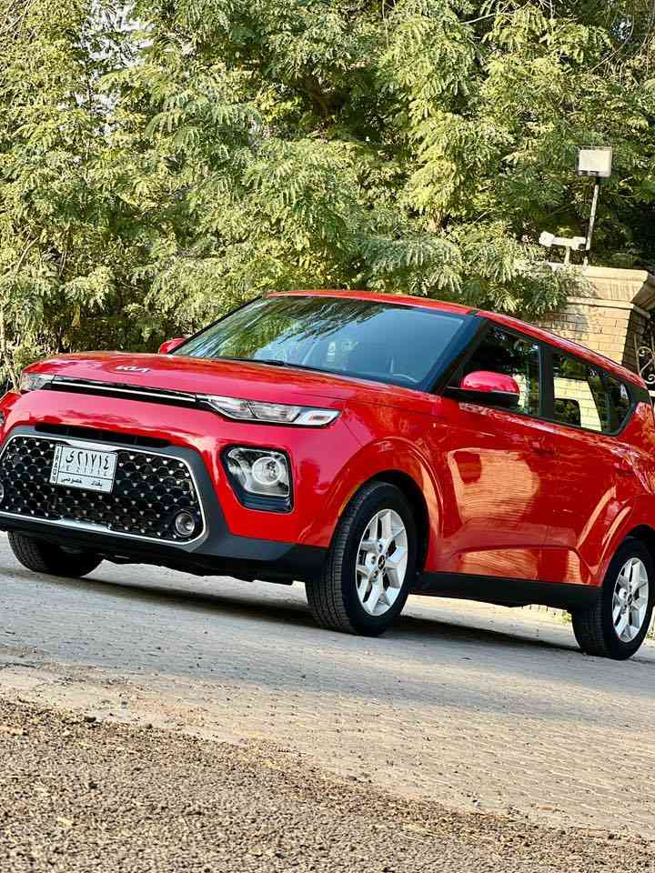 يالله.. 
عندي. كيا. صول. موديل 22 ❤️وارد. امريكي  لون احمر 😋 رقم بغداد باسمي. تحويل مباشر   السياره بدون. قطره صبغ. حادثها  تكحيل بسيط. بالبنيد  فقط. باقي سياره. كفاله. عامه .. محرك 2000 دوش  ماشيه 26. الف. كيلو. متر. يعني. بعده.  بحالة الزيرو  السياره. موصفات. شاشه وكاميرا وتدفئة بالكشنات. وشاحن وايرلس  رادارات 360 درجه. ويل. كب  وتحكمات 4. جهات. واشاير بالمري السياره.   حلوه. وجديدة.  مكان. السيارة بغداد. بالمنصور. الي يحب. يتصل 
***********
