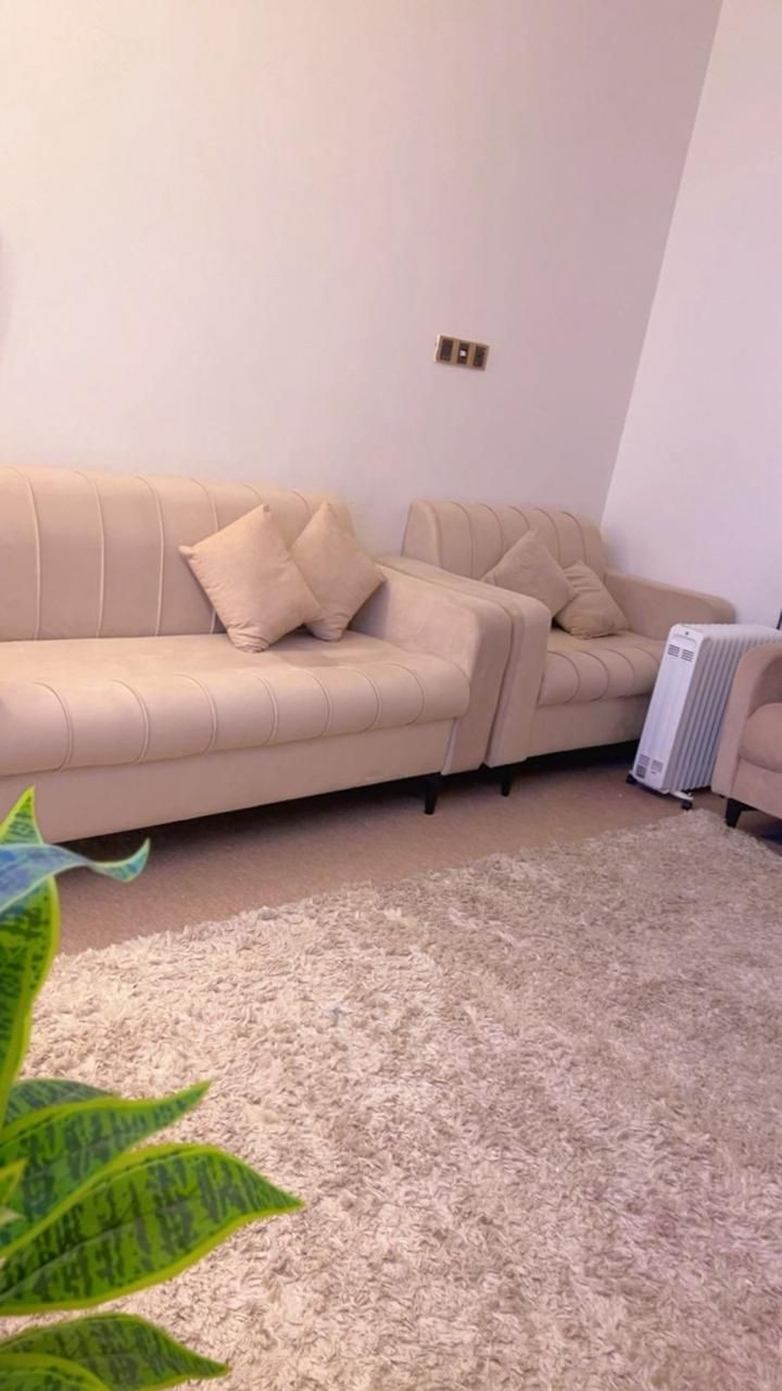 اغراض للبيع مستعجلين على بيعتهم


**إذا كنت صاحب هذا الإعلان وتريد حذفه لأي سبب، رجاءا أرسل رسالة إلى الدعم الفني**