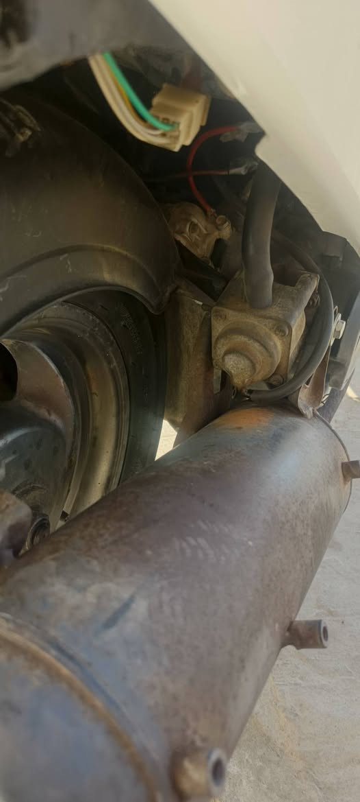 السلام عليكم دراجه فراشه فحل شغاله من الطول للطول كفرات مختومه ماكينه رامبا ما مفتوحهس بسعر 450 بها مجال بسيط من هذا رقمي ***********
