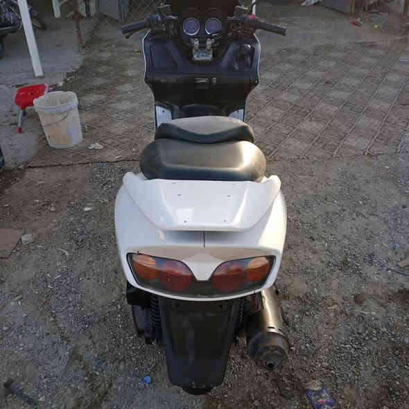 سلام عليكم دراجه للبيع او مراوس بيراني نضيف دراجه فورزه 06نوعهHONDA ياباني دراجة سرعته160+بيه راديتر حماوه ماتصعد ربع طبيعي دراجه كله بلادي خير من الله كل نقص مابيه موديله 2006بيه مانع تزحلق بيه سايد بريك هم كهربائيات كله شغاله سعره600وبيه مجال عنواني خانقين كاريز بان رقمي ***********
