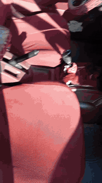 سلام عليكم سياره كرتويل مكفوله كفاله عماه من صبغ من ضربه سياره تبريد شغال موديل 2016 سنويه مجدده 2028 سعر 90 وبيه مجال  رقم واسط التلفون***********
