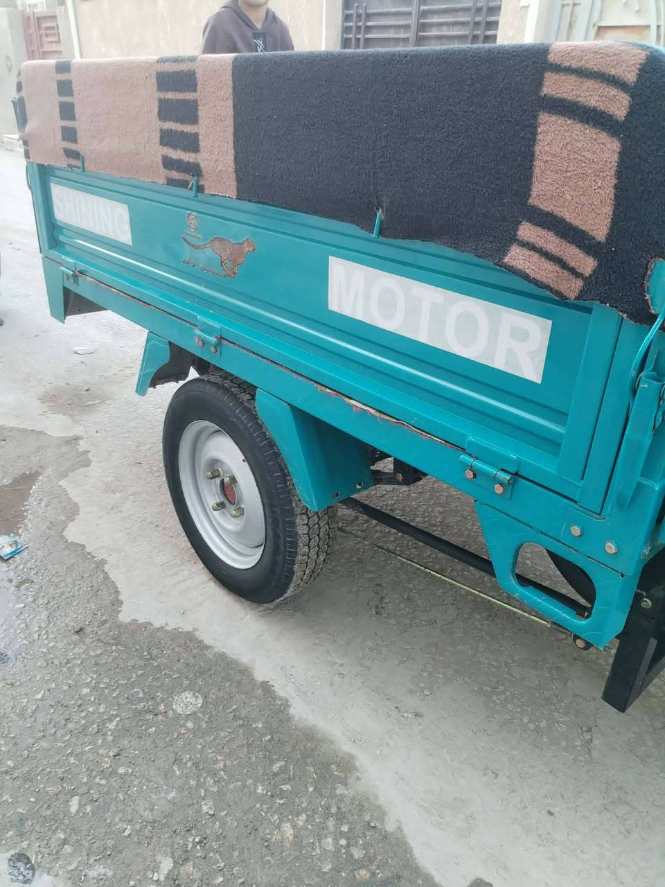 ستوت للبيع مكان كربلاء  مكلف بنشر***********
