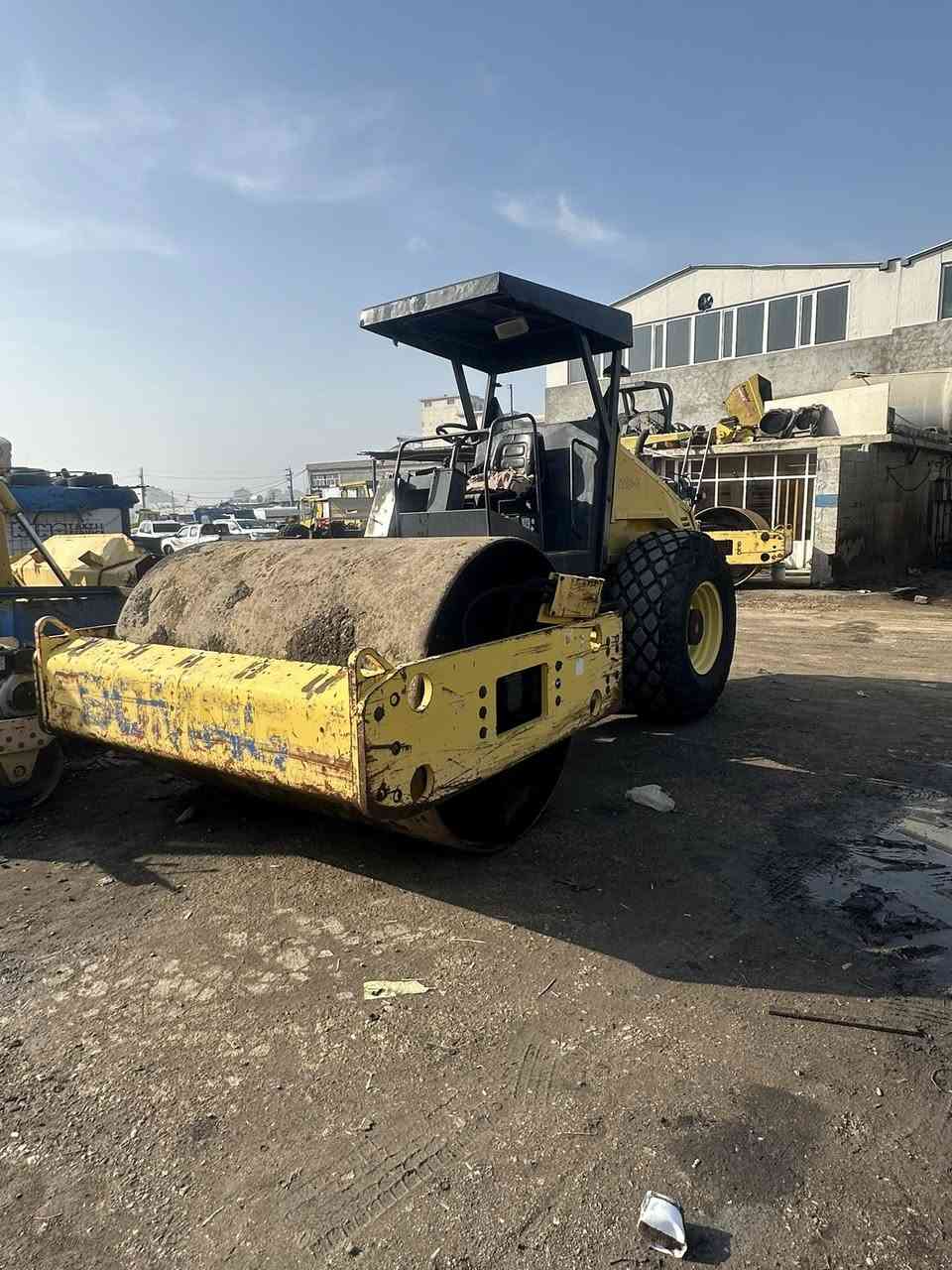 *********** بۆماك حجم(٢١١) بدون رەقم
