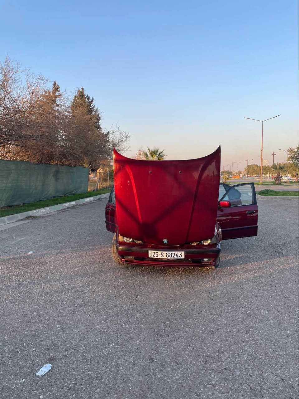 للبيع

BMW 525i 

موديل 93 

السياره مفوله من كل شي عدا سلايد روف (تنته) 

مواصفات✨

1.محرك كبس دجيتال المرغوب 

2.دبل ايرباگ 

3.دبل چكمچه 

4.الصبغ جديد للجماليه 

4.الرقم الماني جديد 

5.سنويه 29تنتهي 

6.رقم كركوك 

7.بطاقة بانزين 

8.السياره بلاد 

النظافه والجمال يحجي عن نفسه 

السياره گير ومحرك اوتوماتيك بلاد 

9.دواخل جلد اسود مطعم بصاج 

10.الكشنات تحكم كهربائي

11.السياره محدثه M 

12.بجم M

13.سبايدر خلفي رياضي M

14تبريد شغال ثلج بس القايش مالته مكطوع الغاز فول والكومبريسر شغال

15.برده خلفيه

16.مبدل راديتر وكاله جديد 

السياره كامله مكمله حادثها طخه بسيطه بالدعاميه مواصل الشاصي فقط لا اكثر 

تحويل مباشر باسم المشتري 

او تحويل وكاله عامه بعد استلام المبلغ 

السعر 65$ 

بيه مجال جداً بسيط 

للاستفسار اكثر 

رقم الهاتف *********** او واتساب 

او مراسله على الانستا eng._mody

#BMW #BMW93 #BMWi #BMWللبيع #بي_ام_دبليو Singapore
