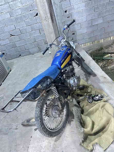 السلام عليكم ايراني 4كير كوم حديد لاتكلي شبيه ومابيه كوم حديد ابيع 
السعر ١٥٠
مكاني بغداد الدوره شارع 60

‭٠٧٧٠ ٣٩٤ ٠٤٤٥‬
