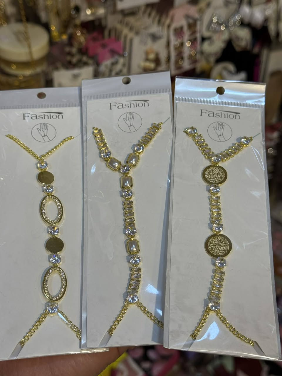 ✔️✔️ اكسسوارات اطفال ✔️✔️

📢📢 اجمل واروع الأشكال والموديلات وبارخص الاسعار 📢📢

علق بتم ليصلك كل ما هو جديد 

العنوان : موصل حي الحدباء سايدين جامع الغفران مقابل أفران الحدباء ومركز الشرطة 

🚗🚗 يوجد توصيل داخل الموصل فقط 🚗🚗
للاستفسار مراسلة الصفحة أو الاتصال على الرقم ***********
