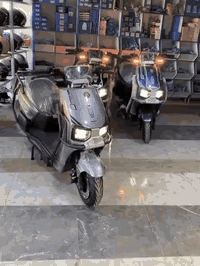 دراجة شحن كهربائية • سرعة ٨٠كم • بطارية ٦