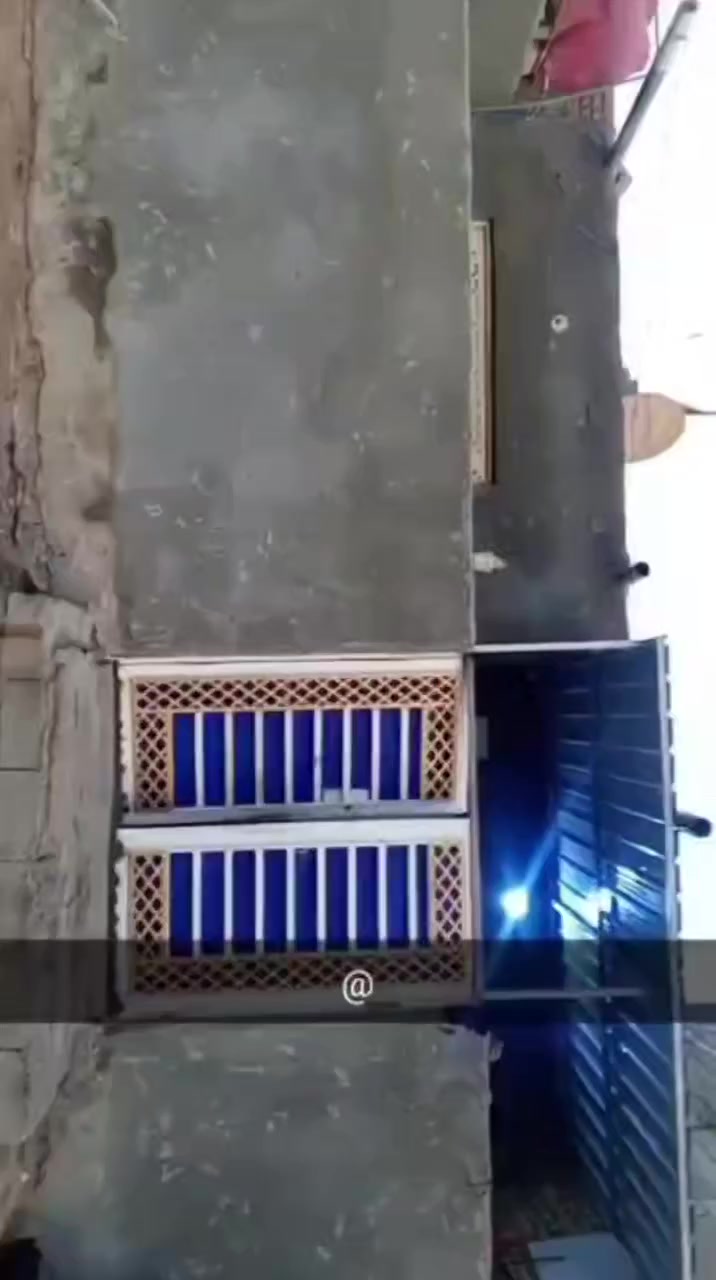 دار للبيع في حي الرحمه الثانيه المساحه 100مربع 
التفاصيل داخل الفيديو  التواصل او الاستفسار اتصل على الارقم او واتساب ملاحضه الانتفاق مع صاحب البيت نفسه السعر 36وبي مجال


**إذا كنت صاحب هذا الإعلان وتريد حذفه لأي سبب، رجاءا أرسل رسالة إلى الدعم الفني**