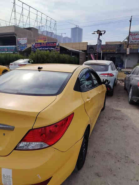 السلام عليكم اكسنت ٣٠١٣امريكي السياره مبدله بس بنيد الباقي كله ليبل واحد كير محرك جدد تخم تاير جديد منضومه تبريد جديده منضومه غاز جديده صدر جديد السياره جاهزه من كلشي السعر85الستفسار***********
