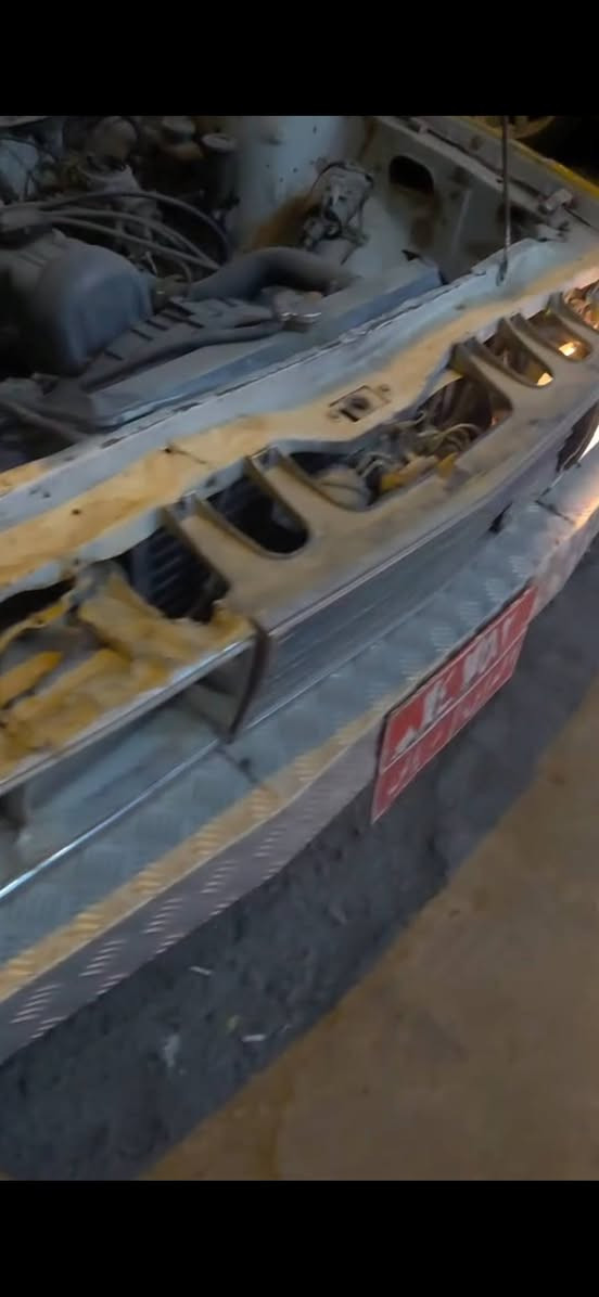 داستۆن 1979  سەنەوی سەدامی لەگەڵە
گێڕ مەکینەی بەشەرت نەکراوە بیلادی  استندر 
 یەک جامی لای سایەقی نوقسانە
نوقسانی نییە  ڕزیوی نییە   ئێش ئەکات ئەڕوا بێکێشە     سەنەوی لەگەڵە بەشەرتی ماڵ ئی کەس نەبێت   9  وەرەقەو مەجالێکی کەم بەلاشە السليمانية, العراق


**إذا كنت صاحب هذا الإعلان وتريد حذفه لأي سبب، رجاءا أرسل رسالة إلى الدعم الفني**