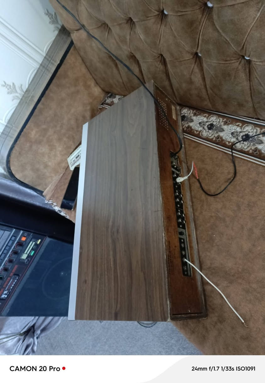 مسجل رايزنك على وضع الشركه نظيف كله شغال راديو ومسجل واواكس السعر 90مع التوصيل الاستفسار على الرقم ***********
