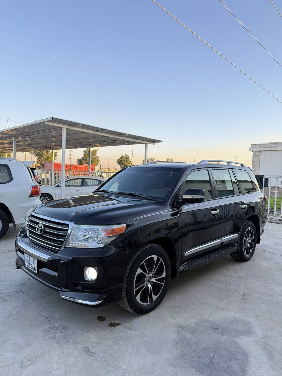 يالله 
سلام عليكم
للبيع لاندكروز(15)فطيم ‎اُصــلي
رقم :-بغداد
العداد:190   
المواصفات :-
سلايت 
ثلاجه
5كامرات 
مثبت سرعه
تحكم استيرن
8ايرباك
جلد اصلي
دفلوك
4جام اوتو
حساس امامي خلفي 
كامره خلفي بلادي 
نضام ترحيب بشعار LAND CRUISER
3كلوبات جوه دوسه فقط بل بريم يجي 
جام امامي بلادي بدون كسر
مرايه شفط
كشن كهربا
فورميكا 
يدات مطعم ابيض استيل بلادي
تبريد مركزي 
اناره جوه كشن بلون ازرك يجي بل بريمي 
تخم تايرات جديد
مرايه فوتو
مرايه خارجي قلاب
كفاله عامه  
زراك لايت
سعرها 415وبيها مجال 
مكان سياره بغداد راشديه 
***********
