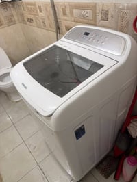 غسالة سامسونج • مستعملة • بغداد