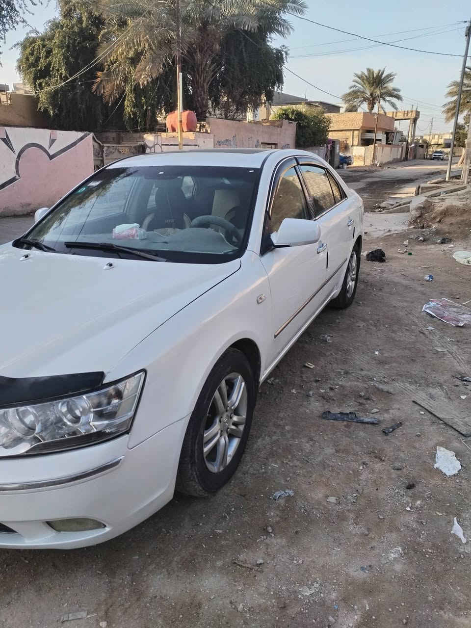 السلام عليكم سوناته للبيع موديل 7محدثه 10مصبوغه عام للجماليه بيهه طخه بلجاملغ  الامامي عكس السايق رقم بغداد الانكليزي بسمي خليجية فول مواصفات مكينه وكير وكهربائيات وتخم تايرات وتبريد كله جاهزه مكينه 2400دوش حداديه 70بل100فتحه تحكم ستيرن كشن كهربائيّ حساسات خلفيه كشنات جلد شاشه كامره داخل صاج حاجب لد الاستفسار ولاتصال عل رقم ***********مكاني بابل الحصوه السعر (90)بيهه مجال قليل
