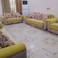 ١٠ مقاعد • ينفتح سرير • قابل تفاوض