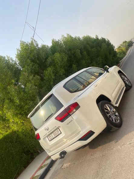 سلام عليكم لاندكروز كفاله موديل 2020 ماشيه 76 جديده كلش طخم دلوب اسبير منازل محرك 8سلندر 4600 ساز أصلي تحويل ثاني يوم شوكت مايعجبك عنوان بغداد ***********
