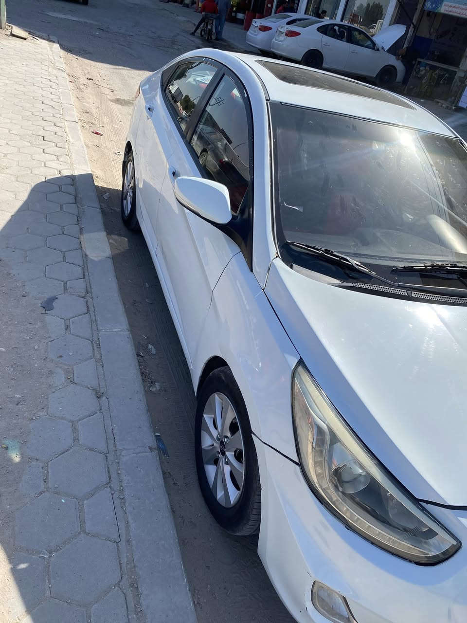 اكسنت 2016 محرك 1600 بلادي فول السياره  رقم بغداد انكليزي بسمي السعر 85 وبيهي مجال الحدث بجم مكاني نجف وتساب ***********
