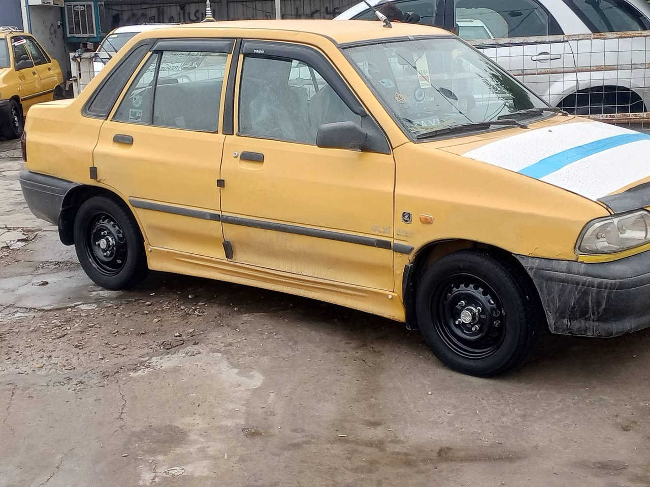 سايبه موديل ٢٠٠٩ ارقام دولي الجديد سنويه للـ٢٩ تحويل ثاني يوم مصفرهة هيئة وغرامات 
كير محرك مكفولات غرفتهة جديده
صدر تخم تاير دبلات جدد 
حداديه ١٠٠/١٠٠
السياره بدون ضربه بيهة مكانات صبغ تلكيط خياسات
شواصي نظاف جداً واحد معمر شي بسيط
تراي وين ما يعجبك 
جاهزه نقصهة فقط كمبريسر تبريد فقط
السعر ٢٨
مكاني بغداد 
هـ/‏‪***********‬‏
