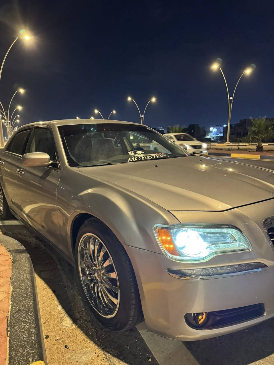 اسلام عليكم اوبامه أدوات أدوات  للبيع نضيفه سياره جاهزه ربع ما ذب عليه مكينه كير حداديه تخم تاير ويل عشرين واحد على واحد  تبريد ثلج غرفه جديده منضومة زنون كفاله من الكصه والضربه القويه بيه صبغ احزام  جماليه جديده 2013 امتومه طبق الصل ملسق او ارقام او سنويه اصليه مكانه البصره السعر 80 اوبيه مجال امكلف بل نشر رقم الهاتف ***********
