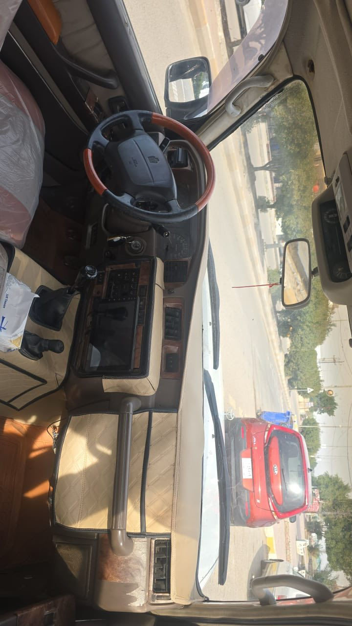 السلام عليكم لاندكروزر ليلا علوي موديل ٩٦رقم بصره عنوان السياره العماره جاهزه مكفوله من كلشي بلاديه سعر ٧٨.   ***********
