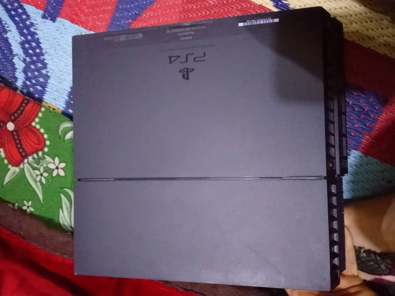 سلام عليكم بلي فور مهكركامل ملحقاته فات بي عشر لعبات سعره 235مستعجل مكاني بغداد العبيدي ***********
