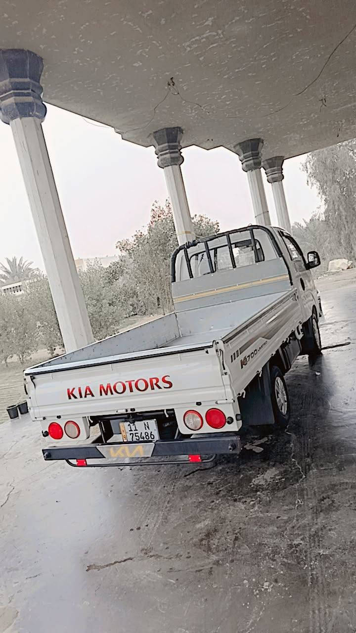 السلام عليكم...
كيا موديل ٢٠٢١ كفالة عامة رقم انكليزي محرك على الشركة الشكل الجديد السيارة نظيفة جدا صاحبها مدير مدرسة من البيت للدوام وبس 
***********
***********
