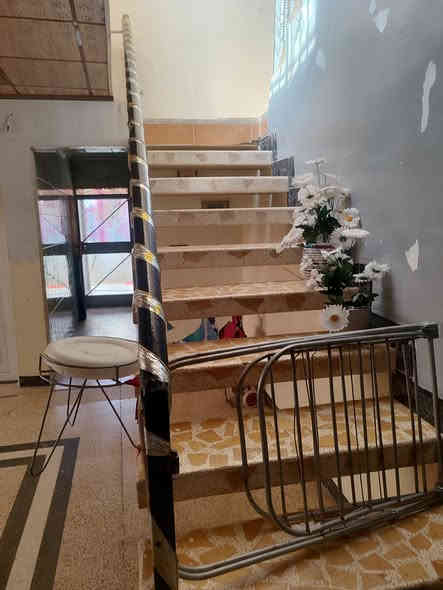 بيت للايجار في حي رجم حديد نواب ظباط ٢٠٠ متر  الاتصال ***********
/***********
