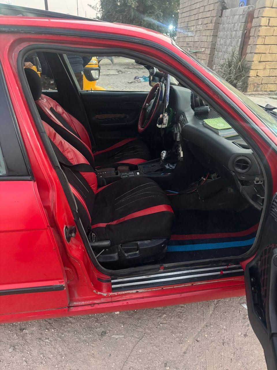 سلام عليكم
بي ام 525 أصل وفصل  باسمي مشروع وطني 
سياره صالي شهر من مسويلها هزه 
مكينه مسكر 525 تك فانوص 
مكينه وكير وحداده بحاله جيده 
تايرات نضاف 
تبريد خير من الله 
سلايت 
منضومه زنون 
جام كهرباي 
صالنصه رياضي 
سعر 55 وبيها مجال كلش قليل 
عنوان بصره ام قصر ***********
