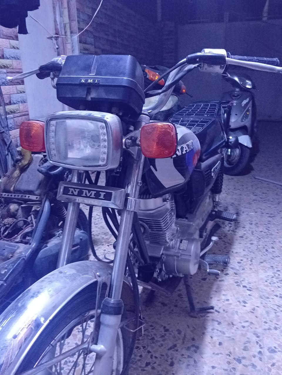 سلام عليكم شباب دراجه ايرانيه شلامجه مكينه نامه اوراق سكنر موديل 2025 ماكني عماره ميسان هذا رقمية ما متواجد بل فيس ***********
