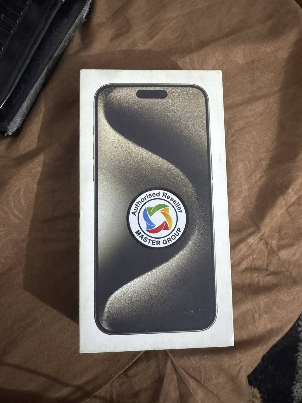 السلام عليكم بيع ومراوس
للبيع ايفون 15برو ماكس ضمان ماستر

نظيف100% مابي اي ضرر ولا خدش شغال وكارتونه موجودة
***********

ذاكرة 256

بطارية 88

بسعر مليون و100
