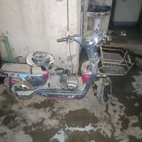 دراجه شحن للبيع مع اشاحن 07712366773