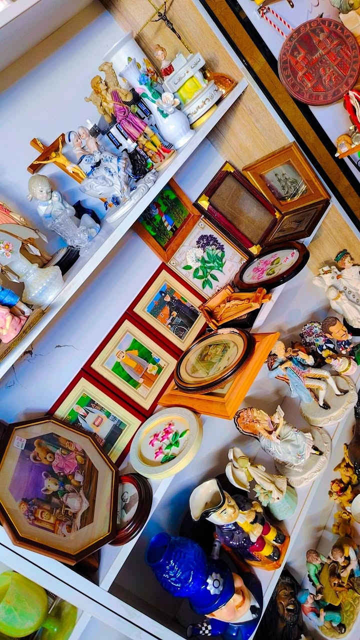 مجموعه من الوحات عمل او رسم يدوي 💯
انتيكات سوق العبيدي @إشارة 
متوفر توصيل ***********
