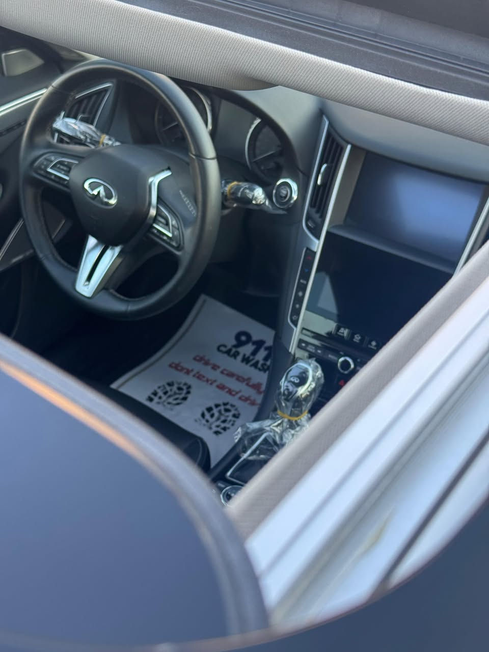 موديل 2023
رقم اربيل بأسمي 
حادث جاملغ امامي 
مكان السيارة اربيل
سيارة جديدة جاهزة من كلشي 
***********
السعر 185 ورقة
