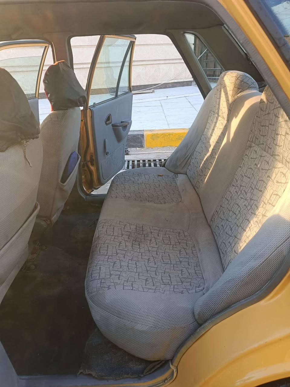 سياره سايبا 2015 رقم بغداد مصبوغه حزام جماليه محرك صرف كير شرط شاصي بي فطر ومصلح ابيع شرط التحويل السيارة باسم اخويه 
***********
0750 723 4381
