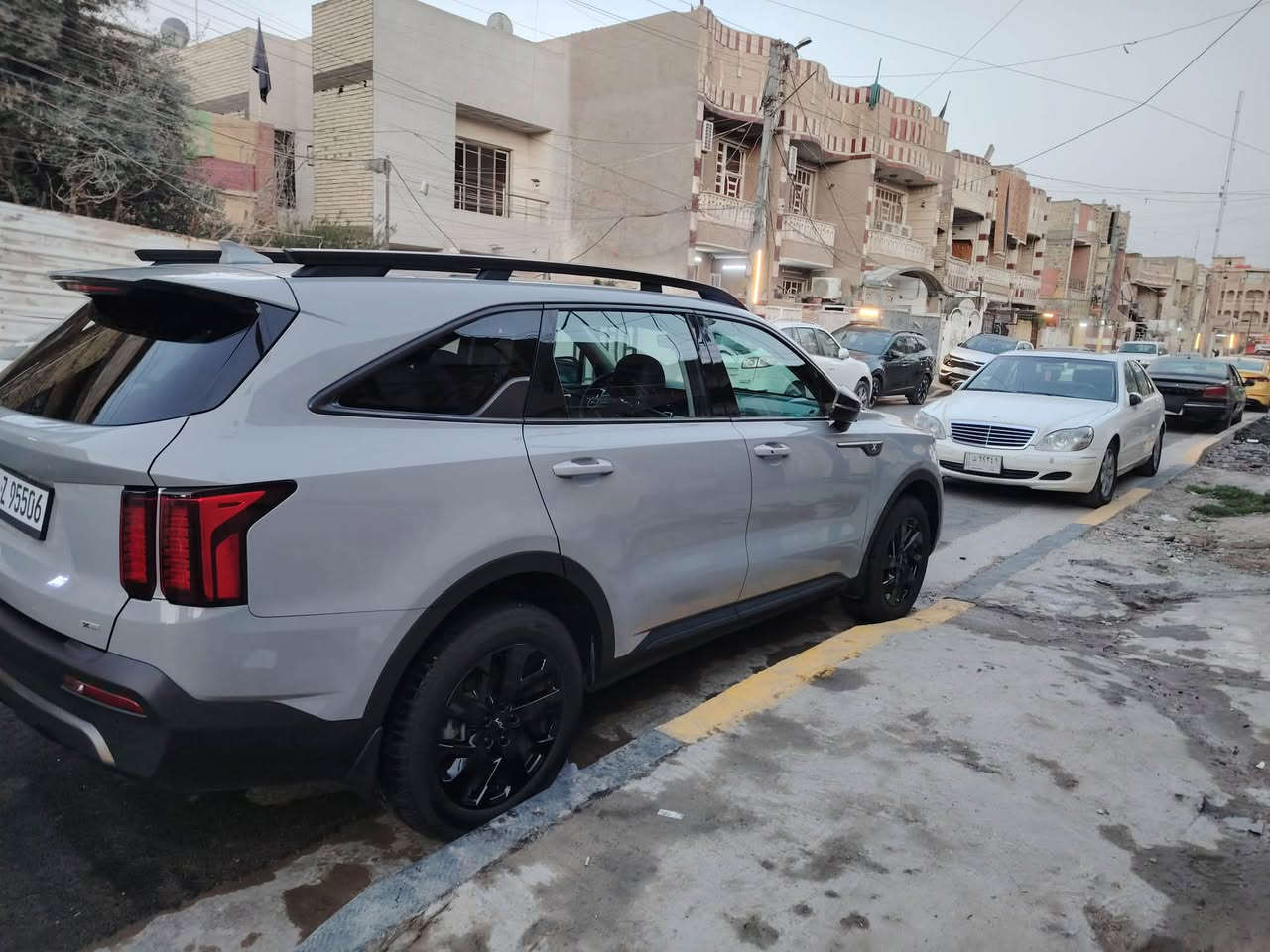 سورنتو موديل 2023
اكس لاين  ويل كروم مرايه كروم تدفئه كشنات قطعتين تبريد 
كشن كهربائي 
230 $ 
مكاني بغداد حي اور 
***********
