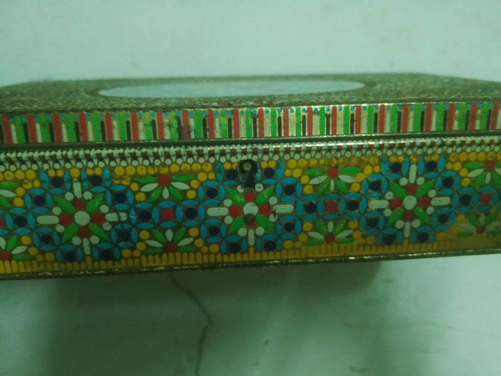‎قوطية جكليت مزخرفة اصلية صنع في العراق انتيك للبيع السعر خاص‎ بغداد, العراق


**إذا كنت صاحب هذا الإعلان وتريد حذفه لأي سبب، رجاءا أرسل رسالة إلى الدعم الفني**