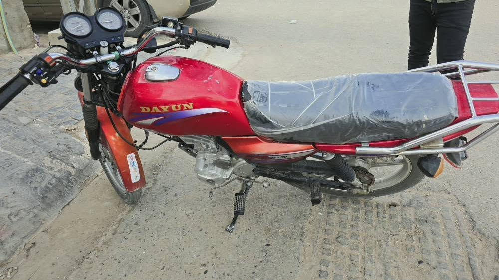 دراجة دايوان عظم اوراق اصولي حمرة موديل 2018 دراجة كلشي شغال بيهة ضفيرة جديدة باتري اشاير كهربائيات كلهة شغالة 700الف بيهة مجال مكاني كربلاء حي السلام 
رقم الهاتف *********** كربلاء, العراق
