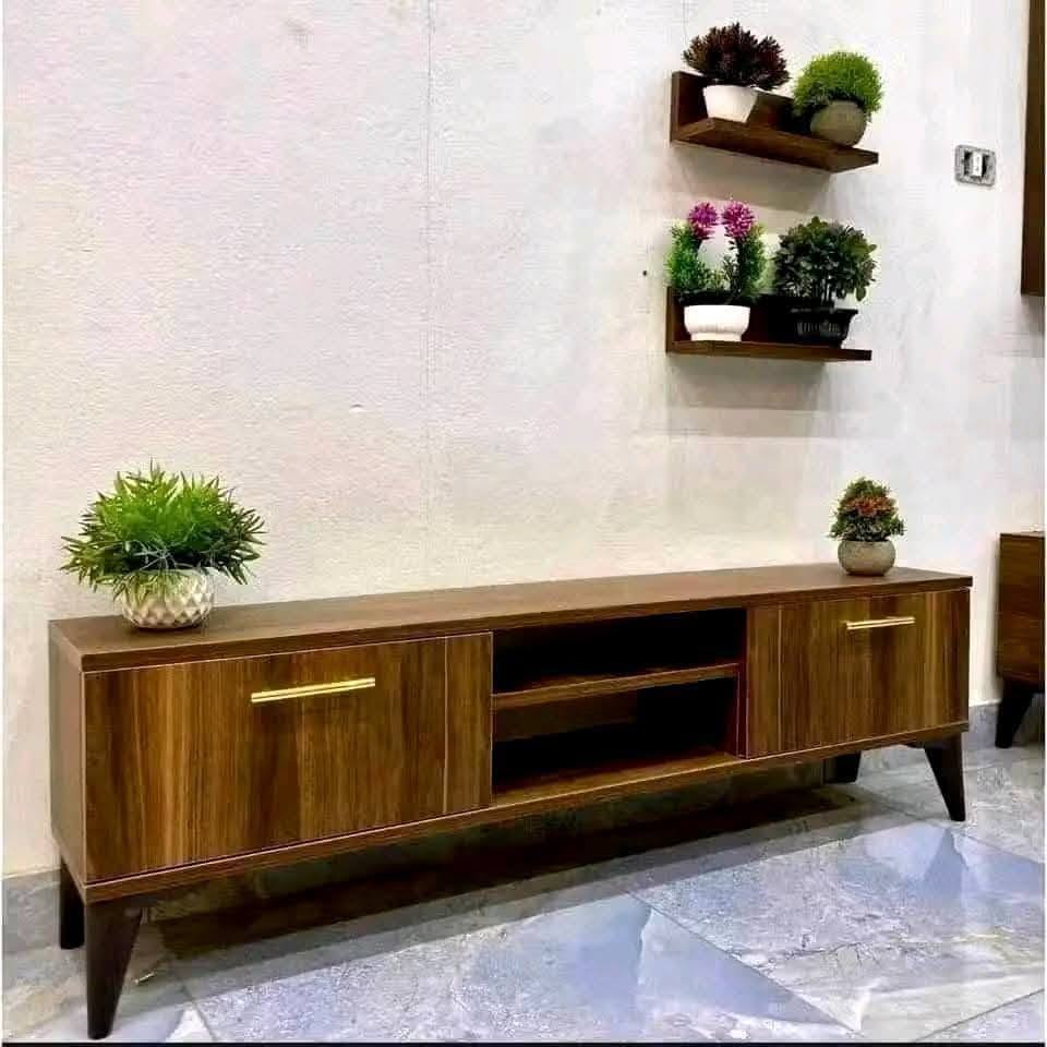 ✨ طاولة تلفزيون أنيقة وعملية ✨
📏 المقاسات: 170 × 55× 30
🎨 متوفرة بعدة ألوان
💰 السعر: 27 دينار فقط
✅ تصميم عصري
✅ مساحة تخزين مرتبة
✅ مناسبة لجميع الديكورات
📩 للحجز والاستفسار تواصل معنا الآن 🌸


**إذا كنت صاحب هذا الإعلان وتريد حذفه لأي سبب، رجاءا أرسل رسالة إلى الدعم الفني**