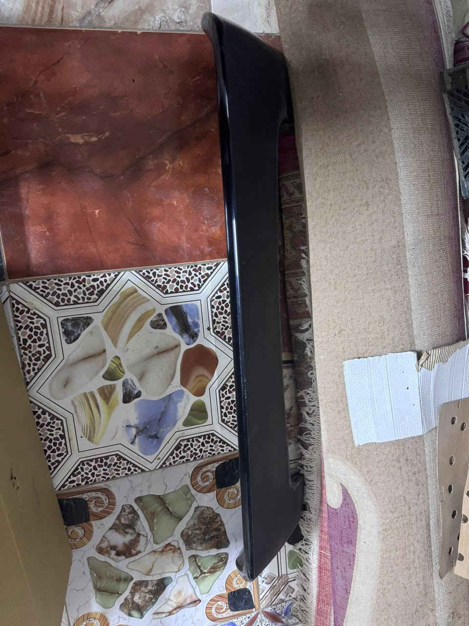 اسلام عليكم غراض لاندكروزر 2012 لايتات +أسبايدر +شباك. قيم وخذ المكان بغداد الجديده الاستفسار على الرقم ***********
