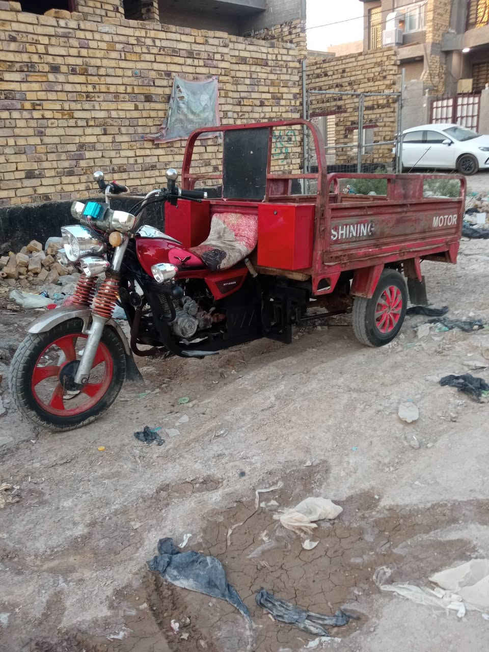 سلام عليكم ستوته جمره نضافا مثل مشوف موديل18محرك 20 اوراق أصولي ركبه مكفوله ستوته ربع مذب عليها كلشي بيها شغال نكره سلف السعر مليون و300وبيها مجال الشراي مكاني حله ورديه خارج رقمي ‏‪***********‬‏
