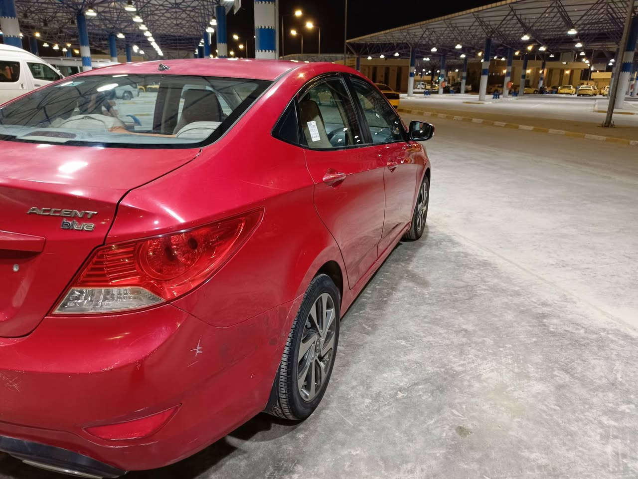 سلام عليكم اكسنت للبيع موديل 13خليجي مكينه 1600 بيه جاملغ المامي وفوك القبق البنزين 80وبيه مجال ناصرية مركز ***********
