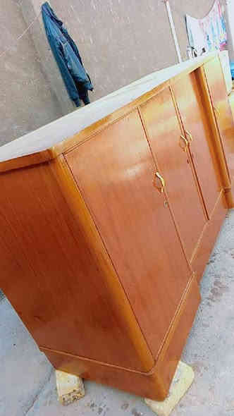 السلام عليكم بوفيه مترين ونص السعر 200وبيه مجال المكان نجف الاشرف ملاضه البوفيه حل وشد الشراي يتصل عل رقم مكلف بنشر  *********** @إشارة النجف
