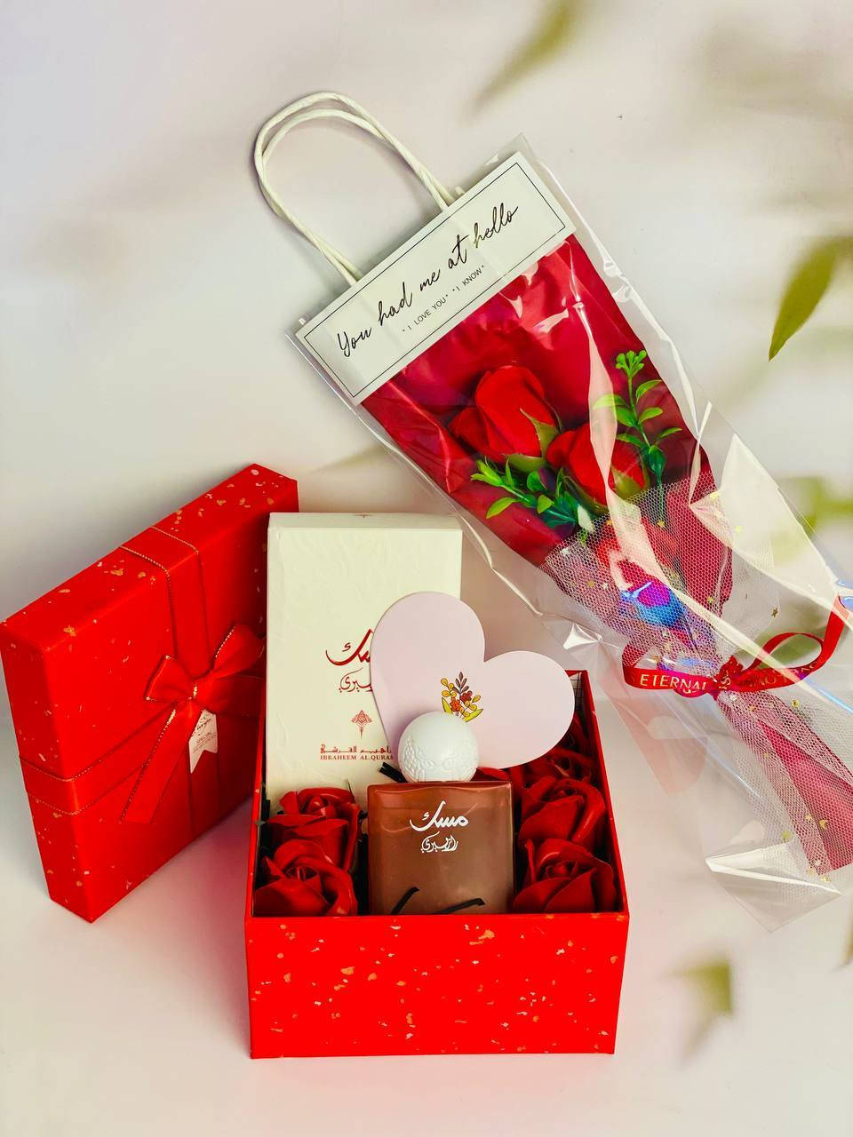 ✨🎁 بوكس الهدايا المميز 🎁✨
بوكس أنيق يحتوي على عطر مسك فاخر مع ورود حمراء 🌹 وقلب رومانسي ❤️
ويجي وياه كارت أنيق للكتابة حتى تكتب بيه كلامك الحلو للي تحبه 💌

هدية راقية تناسب كل المناسبات 🎀
دلّل أحبابك بهدية تبقى ذكرى جميلة ❤️
#بوكس #هدايا #عطرمسك #اكسبلور #فيسبوك #مشاهير


**إذا كنت صاحب هذا الإعلان وتريد حذفه لأي سبب، رجاءا أرسل رسالة إلى الدعم الفني**