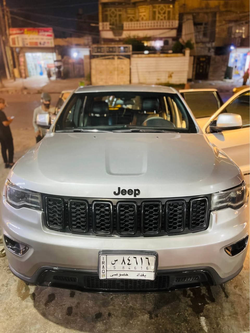 ‎ (بلاك توب ) 2021
V3600
رقم بغداد 
المسافة المقطوعة 90 الف ميل
الضرر : جاملغ امامي وباب صندوق نفس اللون مبدل
بيها كم رصعه خفيفة (السياره جديدة)
صور الحادث راسلني ارسلهن الك
المكينه مفتوحه للصيانه فقط 

‎
مواصفات السيارة
‎
٢-حساس خلفي 
‎نضام ECO
‎٥-مانع انزلاق
‎٦-جنطة كهرباء
‎٧-ويل كب كروم اسود 20
‎٨-كشنات جلد اسود  
‎٩-تدفئة بالكشنات
‎١٠-اطفاء ذاتي للمحرك لتوفير الوقود
‎١١-شاشة كبيرة نضام Gps
‎١٢-تبريد قطعتين 
‎١٣-سستم صوت كامل ⚫️
‎١٤-تشغيل واطفاء عن بعد
‎١٥-حساس خلفي 
‎١٦-مري جانبية هيتر مع عاكس للضوء 
‎١٧-كامرة خلفية دوارة-
‎١٩- لايت لد والبلوجكتر الامامي عدسة
‎٢٠-بصمة ابواب 
‎٢١- دمامات خلفية عدد3 

‎للاستفسار ***********
 السعر 21.500 وبيها مجال حك الجية بغداد, العراق
