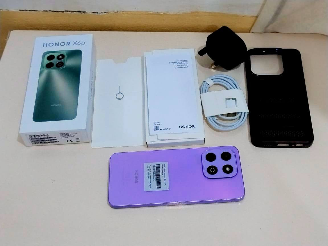سلام عليكم شلونكم شباب عندي جهاز HONOR X6B للبيع مستخدم شهرين اشهر و جديد موبايل مكفول من كلشي و كامل ملحقاته من شاحن و كرتون مالته و كفر و راس مال شاحنه بل صوره هديه وي موبايل و بل عافيه عليك 
 مواصفات : ذاكره 120G معالج 85G الذاكره 6غ.ب و احتياط 6غ.ب البطاريه 5200 نسبه بطاريه 90 
و دقه كامره كلش حلوه راح انزله الكم بل منشور.
يدعم شحن سريع دقه شاشه من 
720×1612 اصدار MagicOS. 8.0 
و يدعم انعكاس شمس و ضوء للشاشه + سعر خاص هاذه رقمي راسلني عله واتساب *********** للشراي فقط و سعر مناسب ان شاءالله و شكرآ جزيلا
