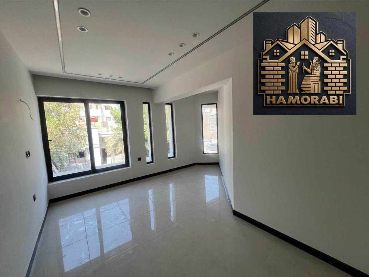 🏡 دار للإيجار (سكني أو تجاري)
📍 مناسب للسكن أو للشركات والمكاتب.

📐 المساحة: 300 متر

📍 الموقع: الكرادة داخل

المحتويات:

✅ كراج

✅ حديقة

✅ صالتان

✅ 5 غرف نوم

📞 للمزيد من المعلومات والاستفسار:

***********

***********

📍 زورونا في مقر الشركة:

الكرادة – شارع العطار

شركة عصر حمورابي للاستثمار والتطوير العقاري

🔹 نستقبل جميع العروض العقارية (بيع • شراء • إيجار • إدارة أملاك).
