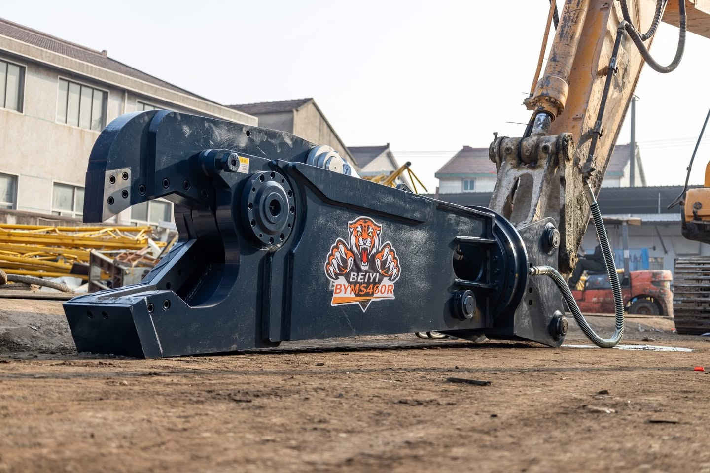 وصول مقصات الحديد بكافه الاحجام بغداد كراج الأمانه مقابل مستشفى الأطفال ***********
