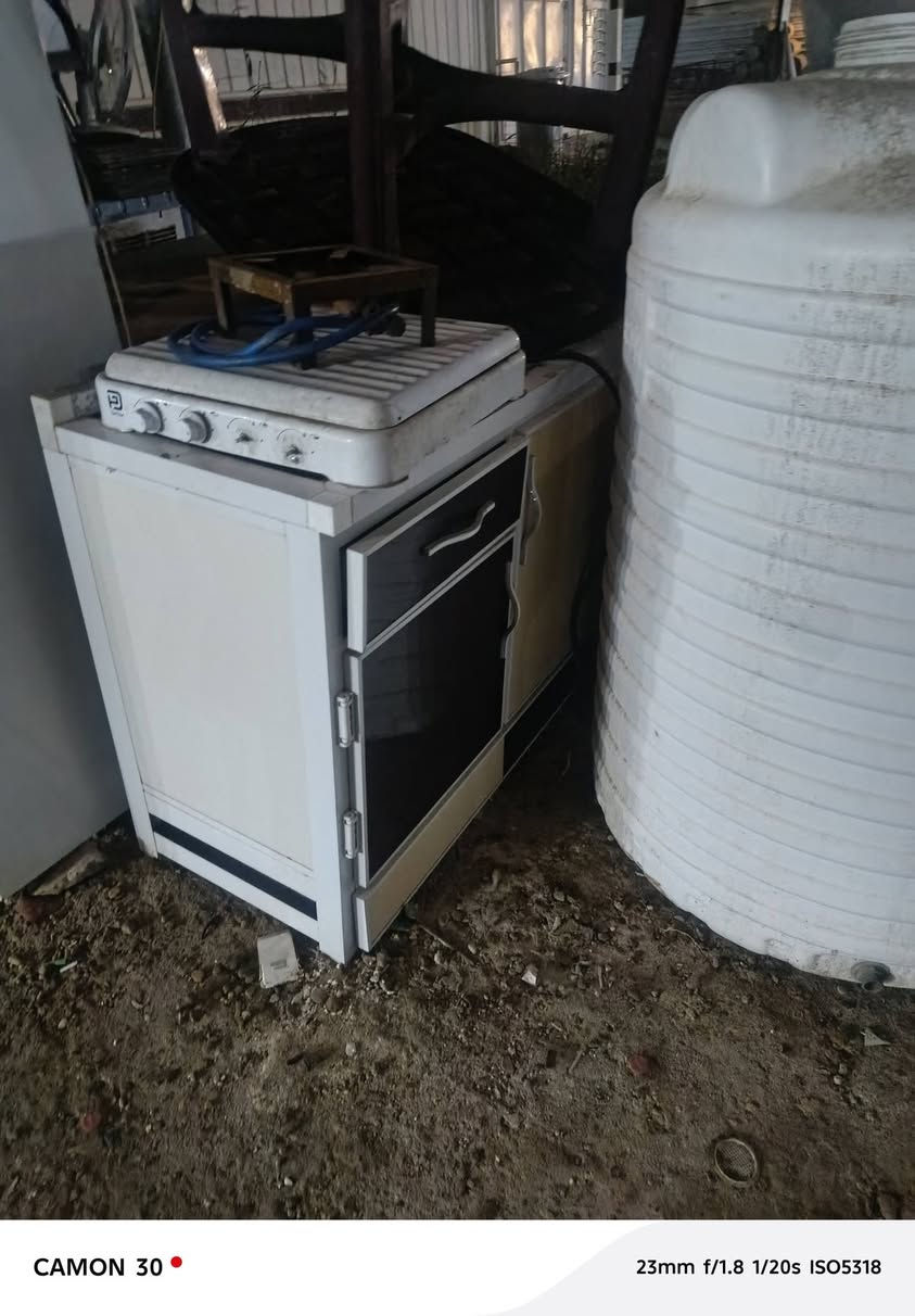 اغراض للبيع المكان ابو غريب حي الصديق *********** واتساب ***********
