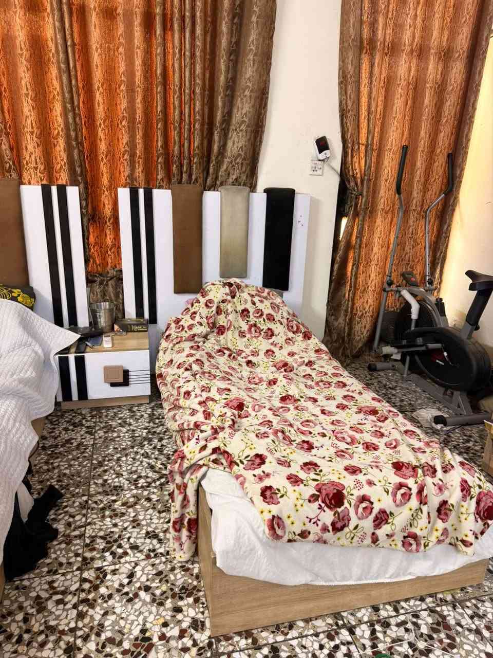 غرفة نوم شبابيه من كنتور وجرابي عدد 2 وميز تواليت وكومدي مجرات ومرايه ب 250


**إذا كنت صاحب هذا الإعلان وتريد حذفه لأي سبب، رجاءا أرسل رسالة إلى الدعم الفني**