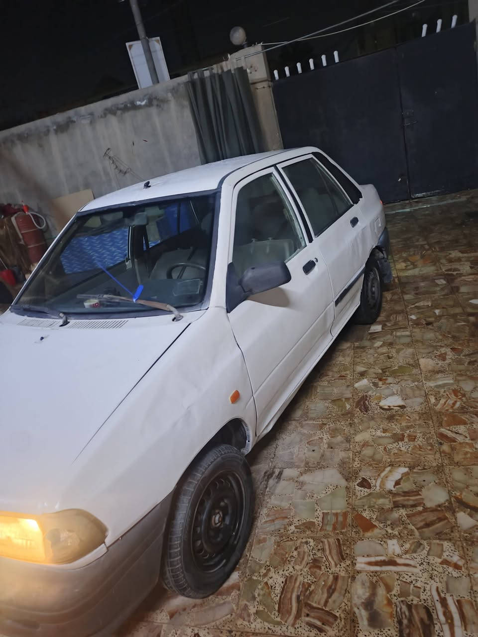 سلام أعليكم سايبه بلاسنويه راعيه موجود بس ميداور يعني بيعك حديد فقط مكاتبه سرقه وعشائر  مديل 11 كير مكفول محرك كدام عينك صالي يومين من شاده شواصي فطر متلكه بيهن حداديه توني مسويه سياره جاهزه مجهزه برغي مذب عليه سعر 19 وبيه مجال بصيط لاستفسار عرقم ‏‪***********‬‏
